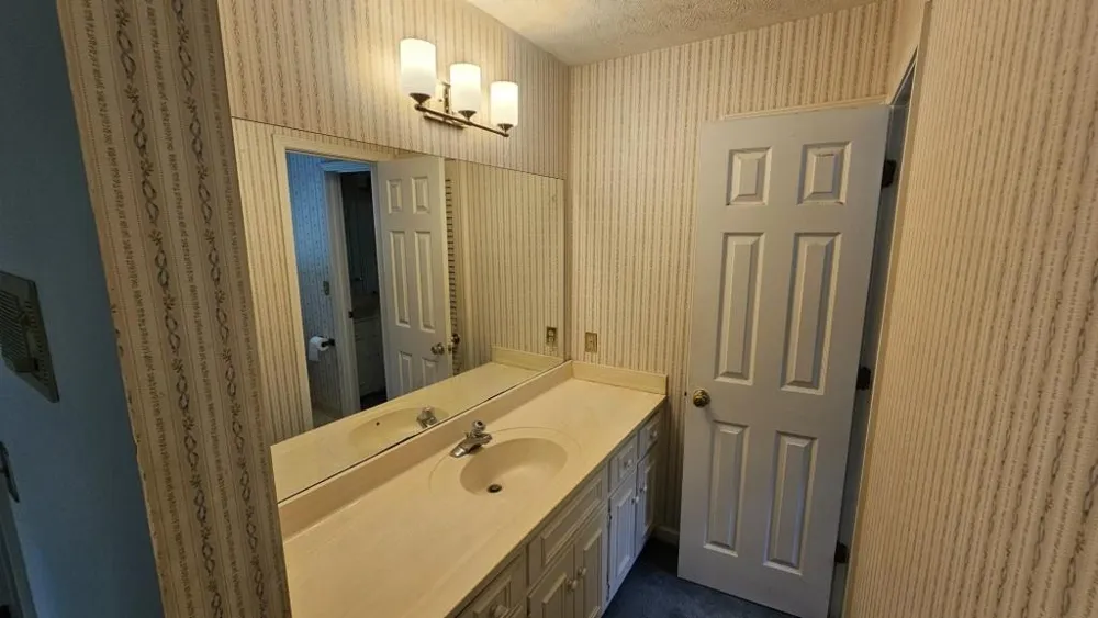 2858 Livsey Drive Tucker, GA 30084