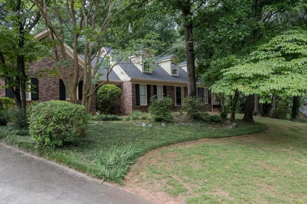 2858 Livsey Drive Tucker, GA 30084
