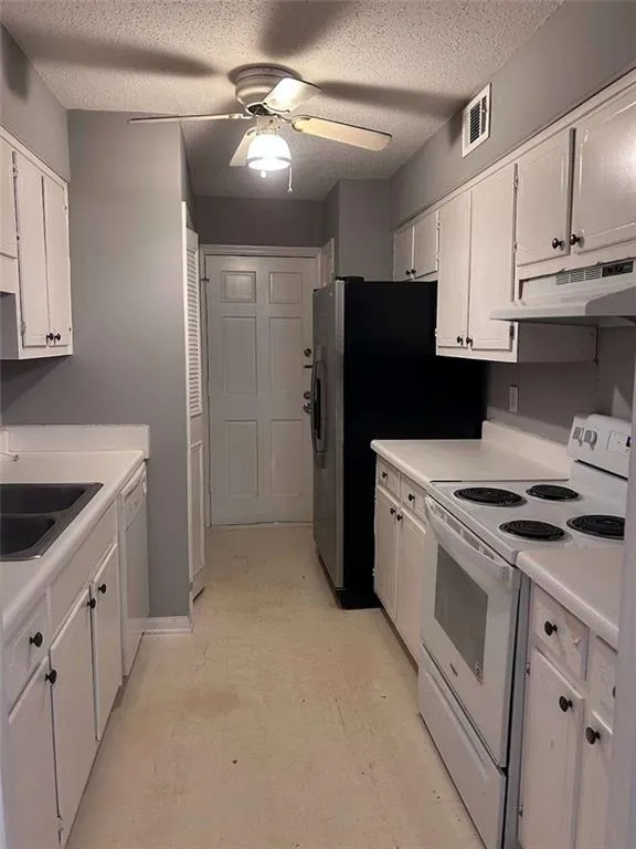 2940 Parc Lorraine Lithonia, GA 30038