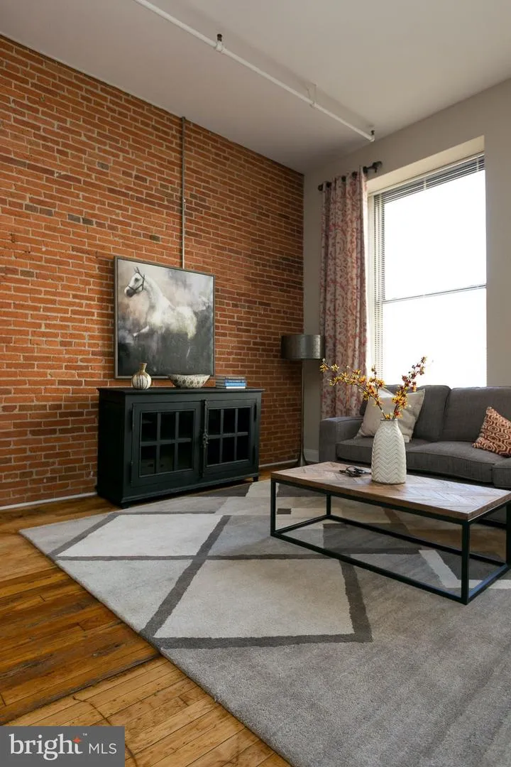 519 W PRATT STREET #1BR Baltimore, MD 21201