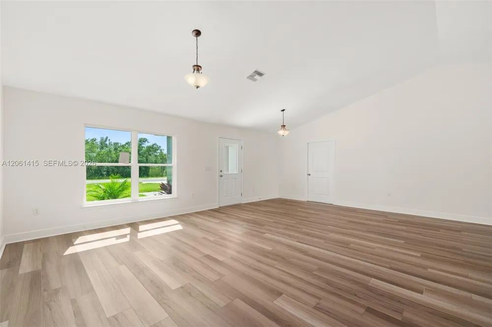 5826 Cortez Blvd. Sebring, FL 33872