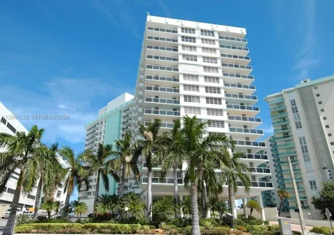 3725 S Ocean Dr #1108
