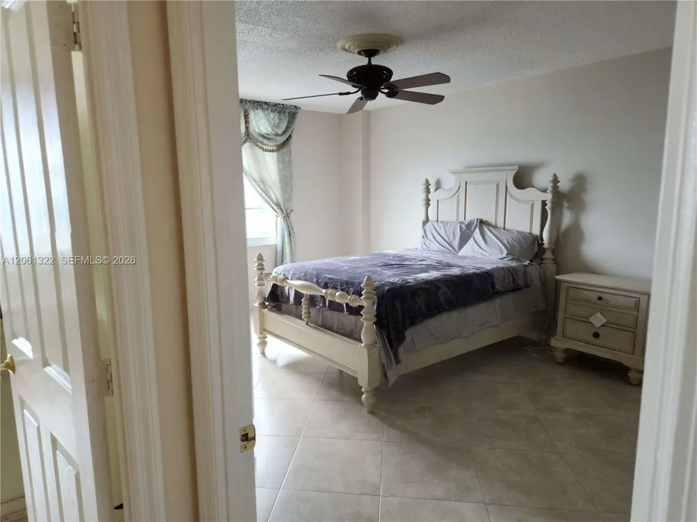 3725 S Ocean Dr #1108 Hollywood, FL 33019