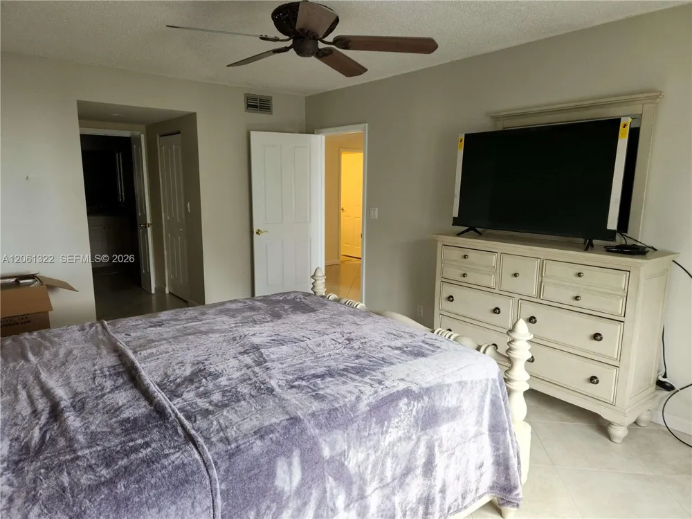 3725 S Ocean Dr #1108 Hollywood, FL 33019