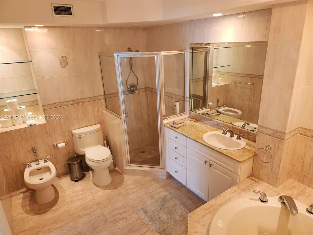 3725 S Ocean Dr #1108 Hollywood, FL 33019