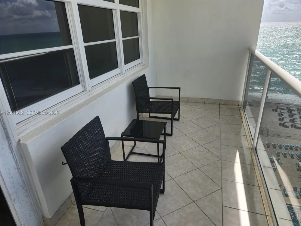 3725 S Ocean Dr #1108 Hollywood, FL 33019