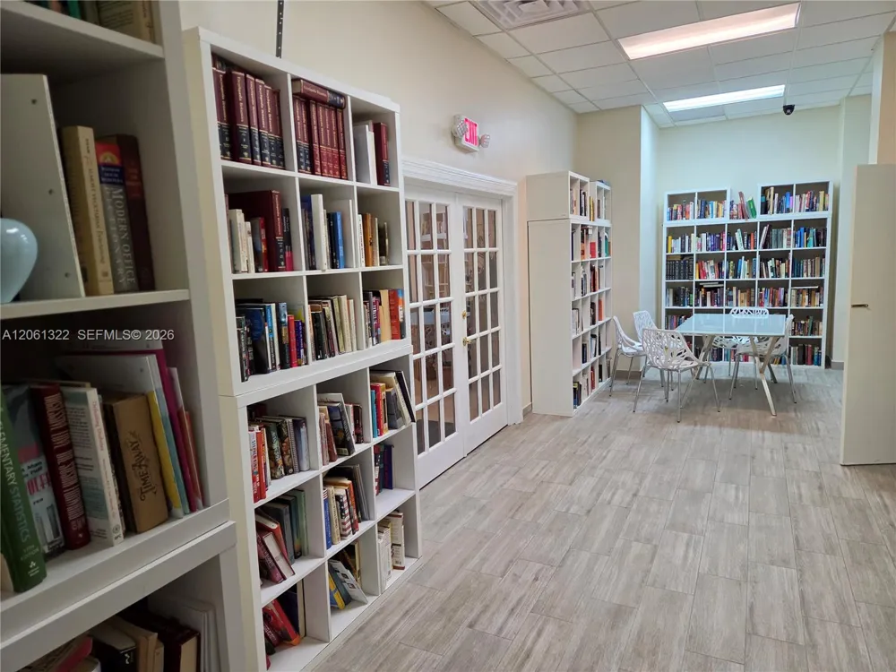 3725 S Ocean Dr #1108 Hollywood, FL 33019