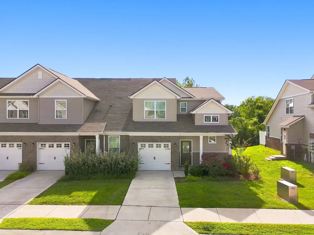 683 Birdie Dr Spring Hill, TN 37174