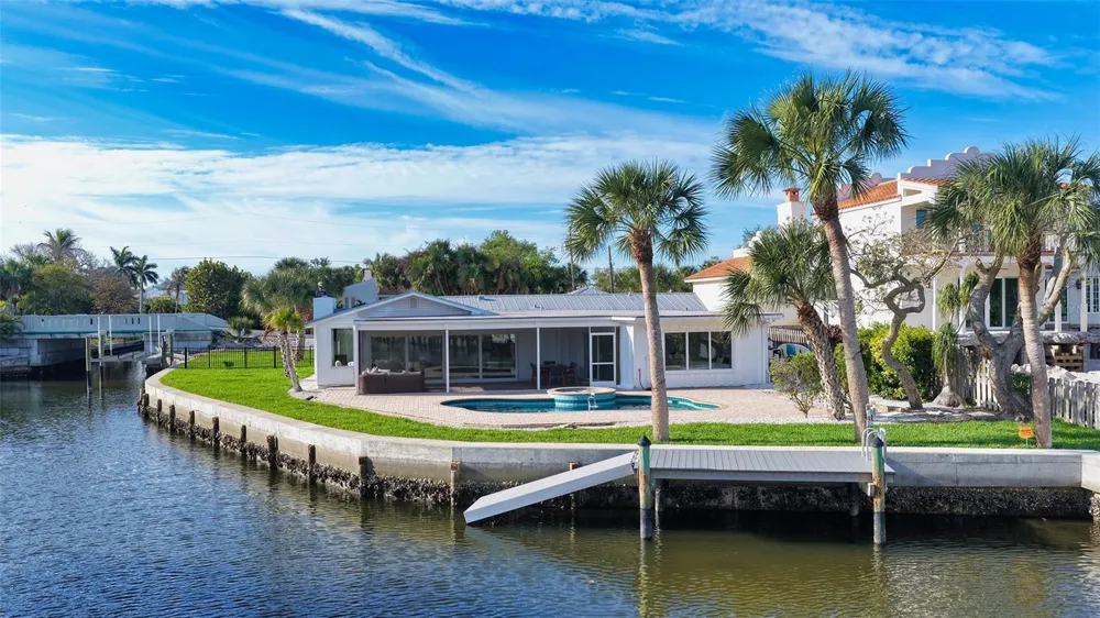 339 TREASURE BOAT WAY Sarasota, FL 34242