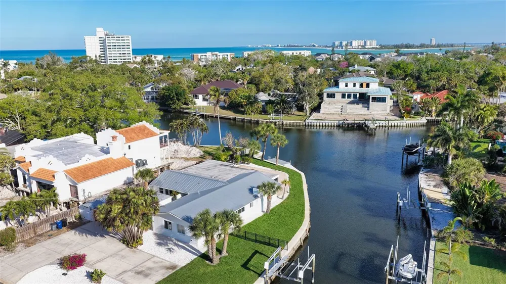 339 TREASURE BOAT WAY Sarasota, FL 34242