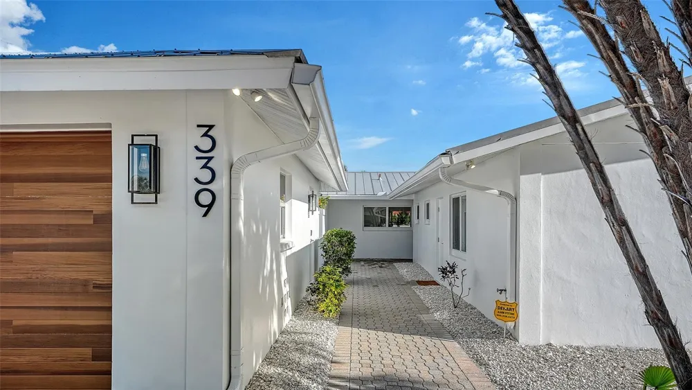 339 TREASURE BOAT WAY Sarasota, FL 34242