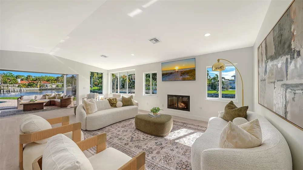 339 TREASURE BOAT WAY Sarasota, FL 34242