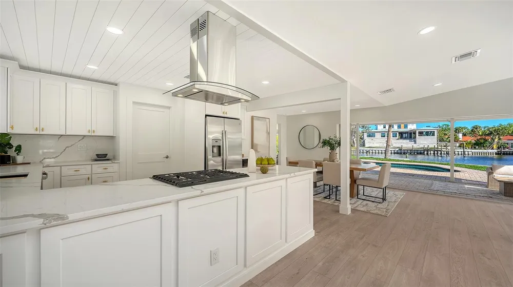 339 TREASURE BOAT WAY Sarasota, FL 34242