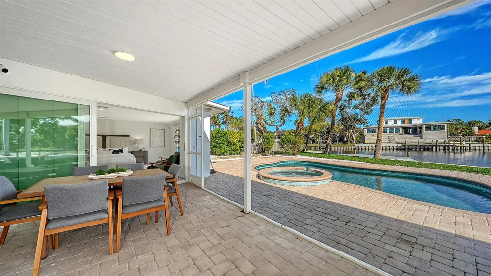 339 TREASURE BOAT WAY Sarasota, FL 34242