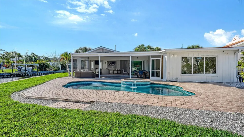 339 TREASURE BOAT WAY Sarasota, FL 34242