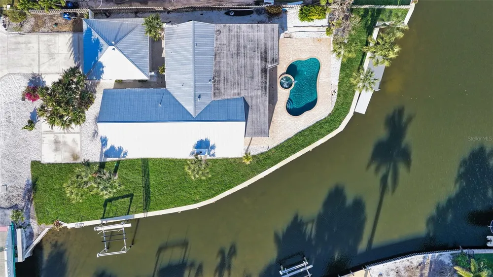 339 TREASURE BOAT WAY Sarasota, FL 34242