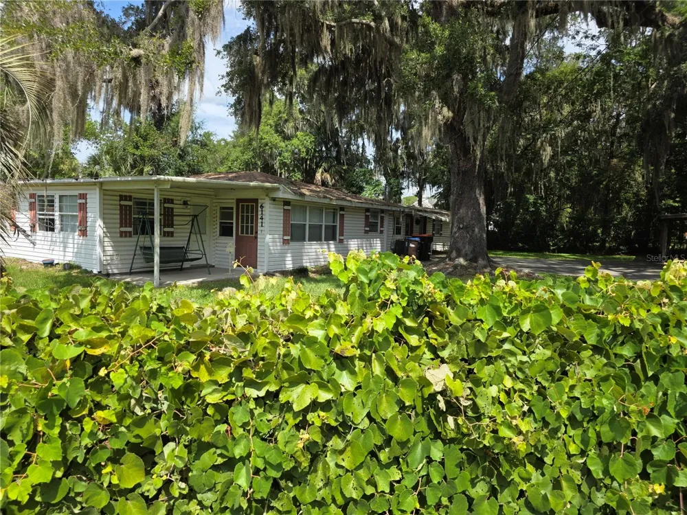 6141 SE BABB ROAD Belleview, FL 34420