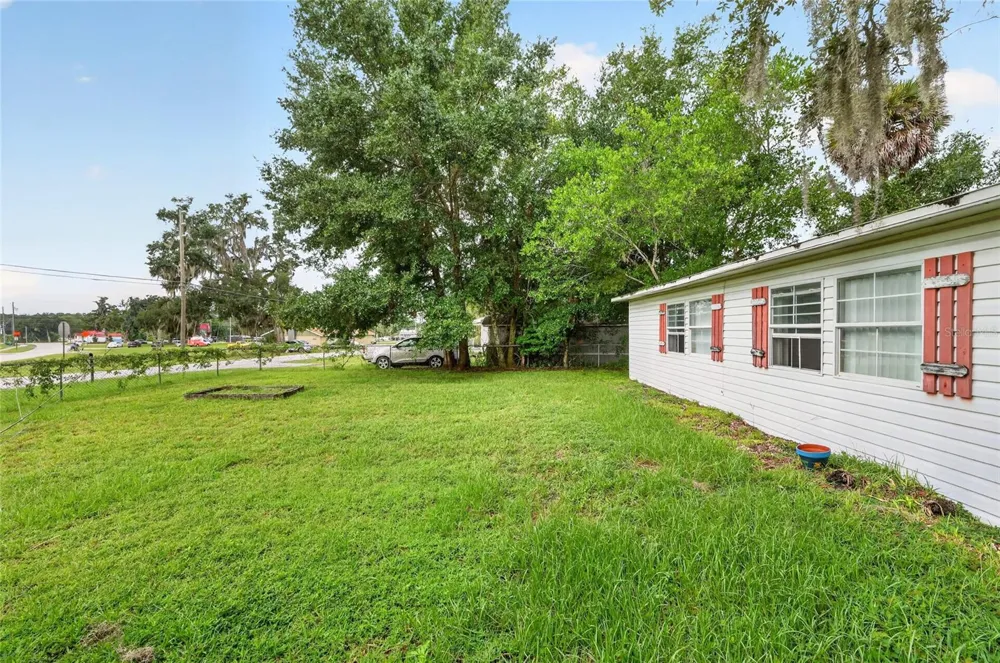 6141 SE BABB ROAD Belleview, FL 34420