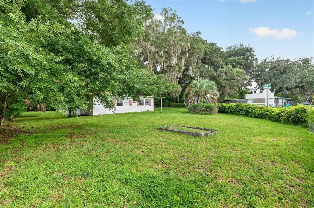 6141 SE BABB ROAD Belleview, FL 34420
