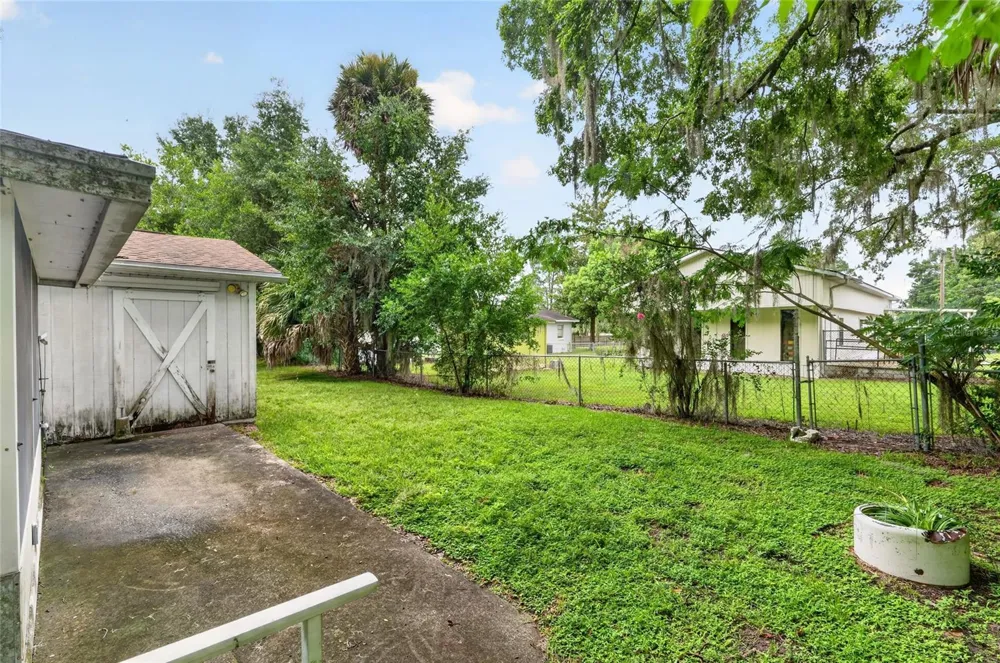 6141 SE BABB ROAD Belleview, FL 34420