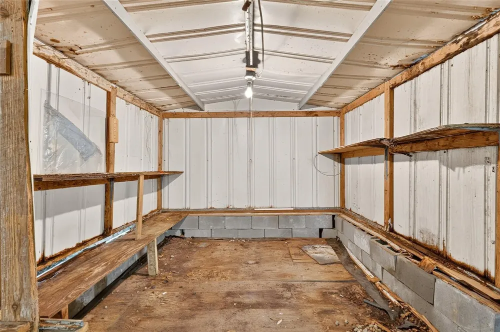 6141 SE BABB ROAD Belleview, FL 34420