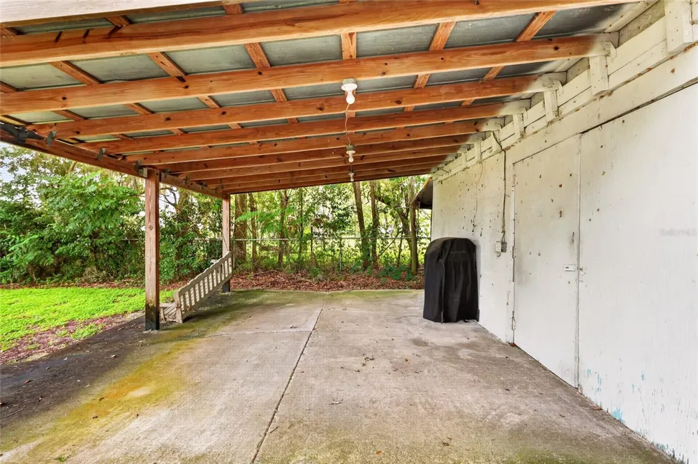 6141 SE BABB ROAD Belleview, FL 34420