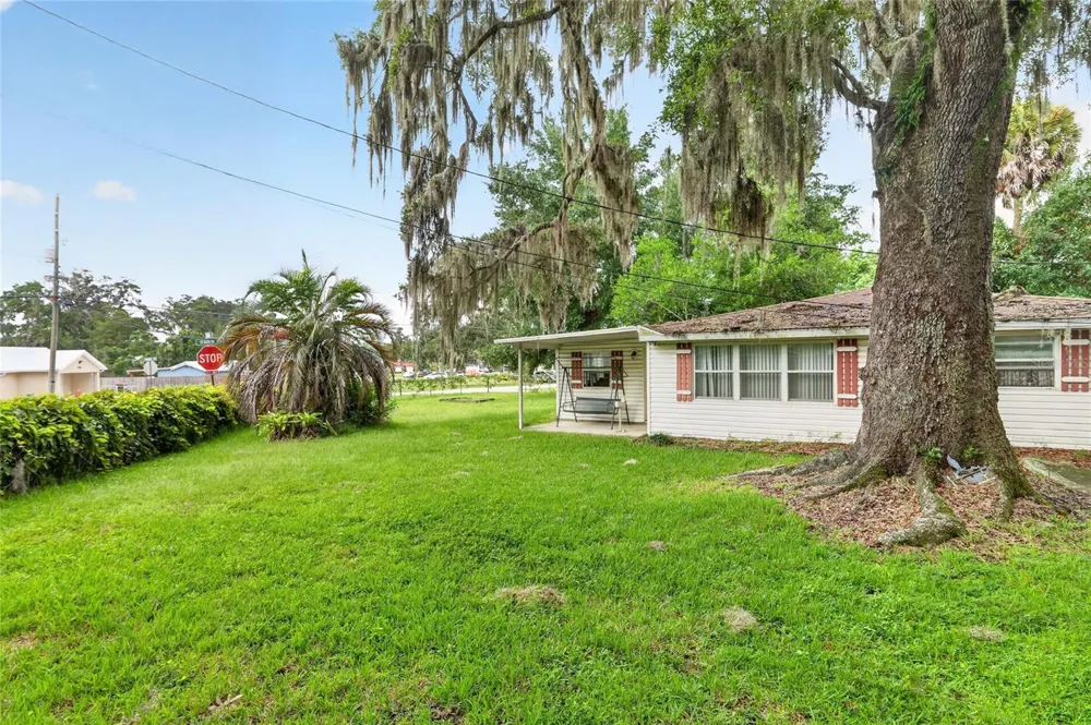 6141 SE BABB ROAD Belleview, FL 34420