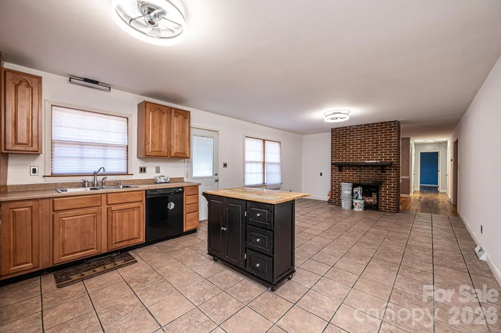 620 Diamondhead Drive NE Lenoir, NC 28645