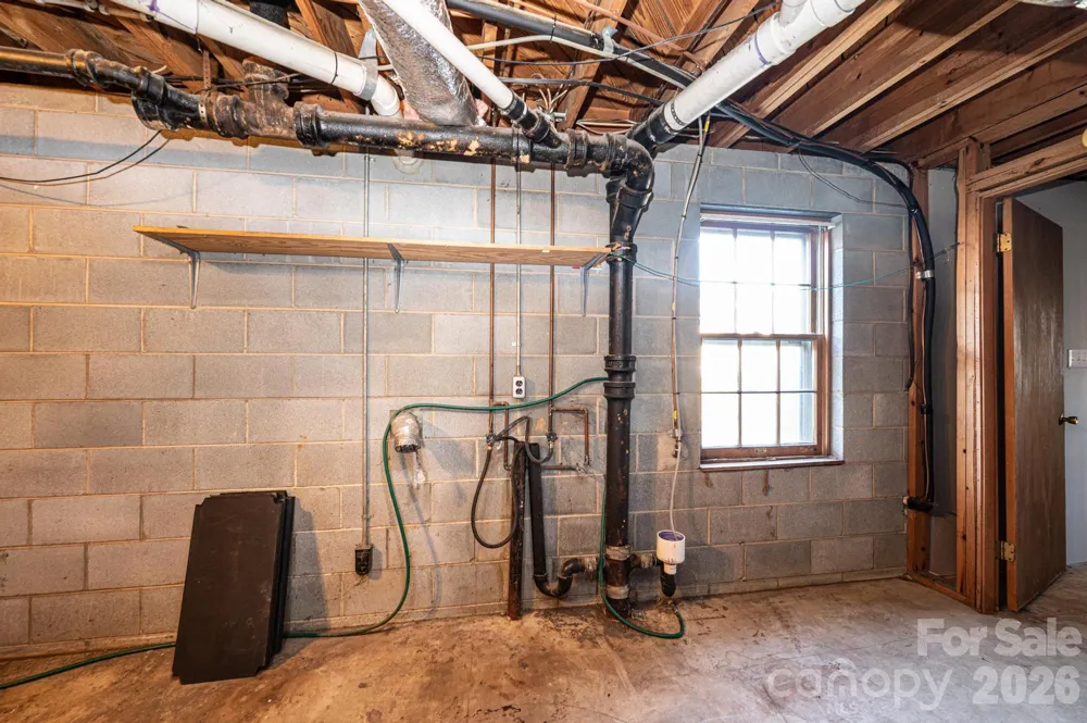 620 Diamondhead Drive NE Lenoir, NC 28645