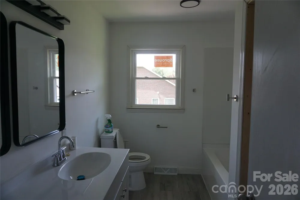 620 Diamondhead Drive NE Lenoir, NC 28645