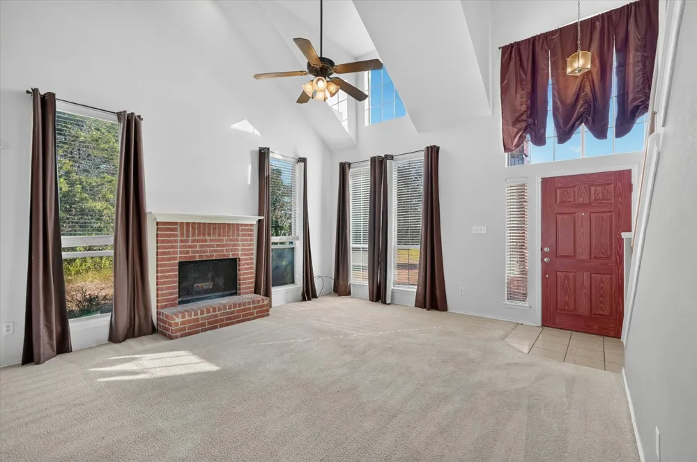 504 Hampton Court Seagoville, TX 75159