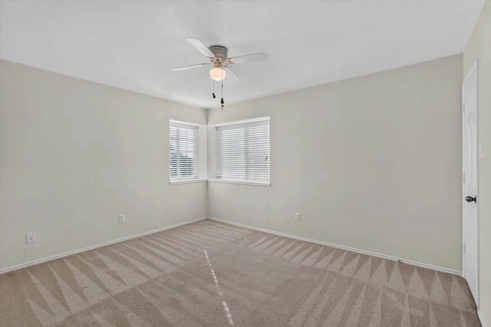 504 Hampton Court Seagoville, TX 75159