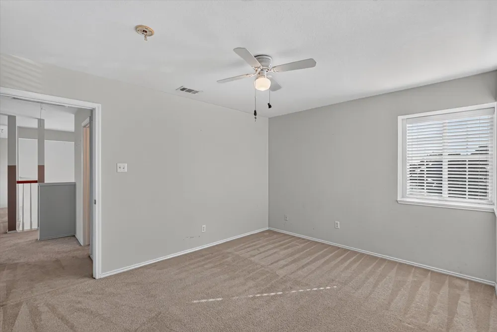504 Hampton Court Seagoville, TX 75159