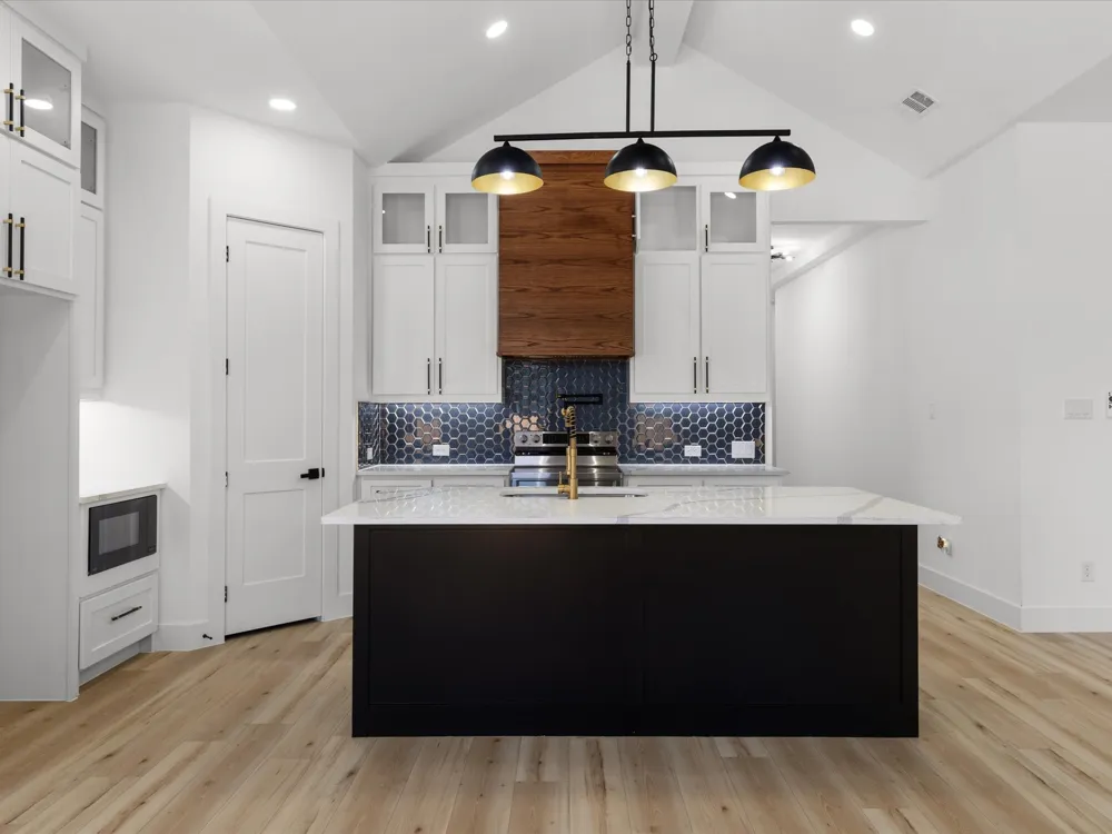 4233 Avenue H Fort Worth, TX 76105
