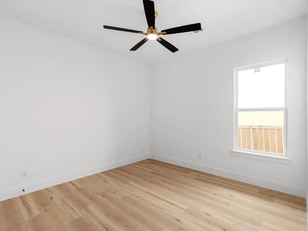 4233 Avenue H Fort Worth, TX 76105