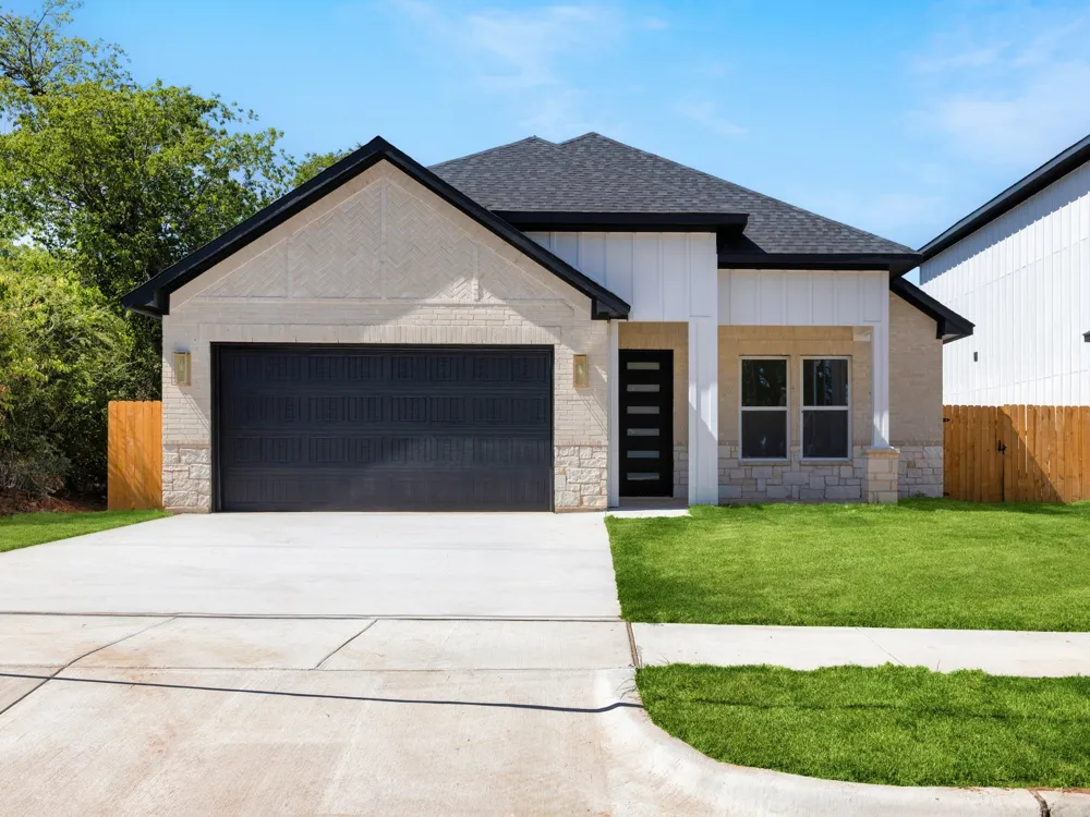 4233 Avenue H Fort Worth, TX 76105