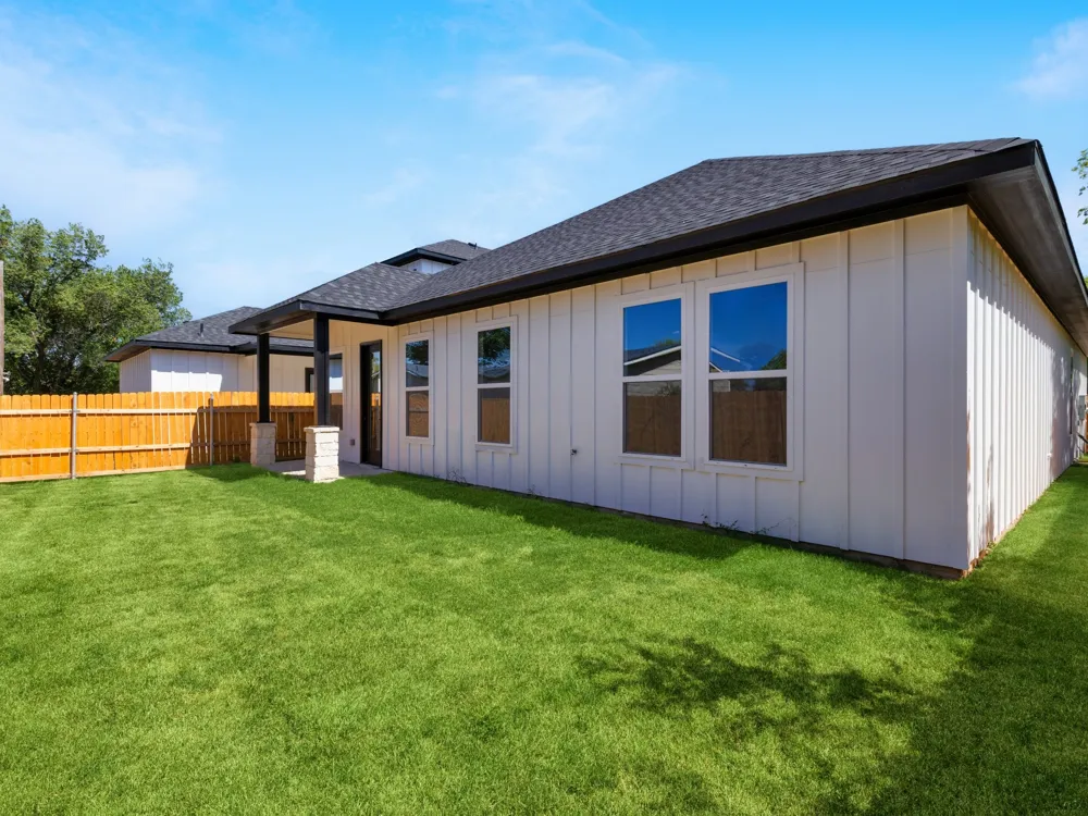4233 Avenue H Fort Worth, TX 76105