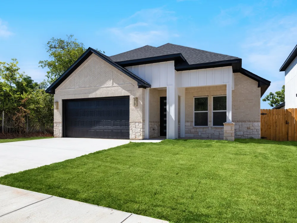 4233 Avenue H Fort Worth, TX 76105