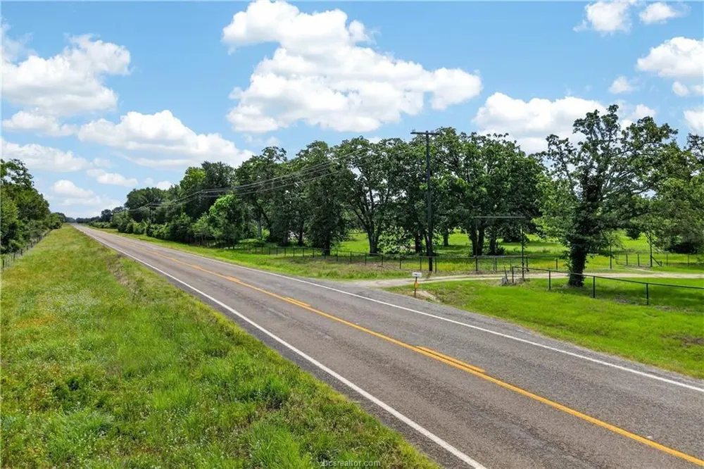 11648 Fm 2000 Caldwell, TX 77836