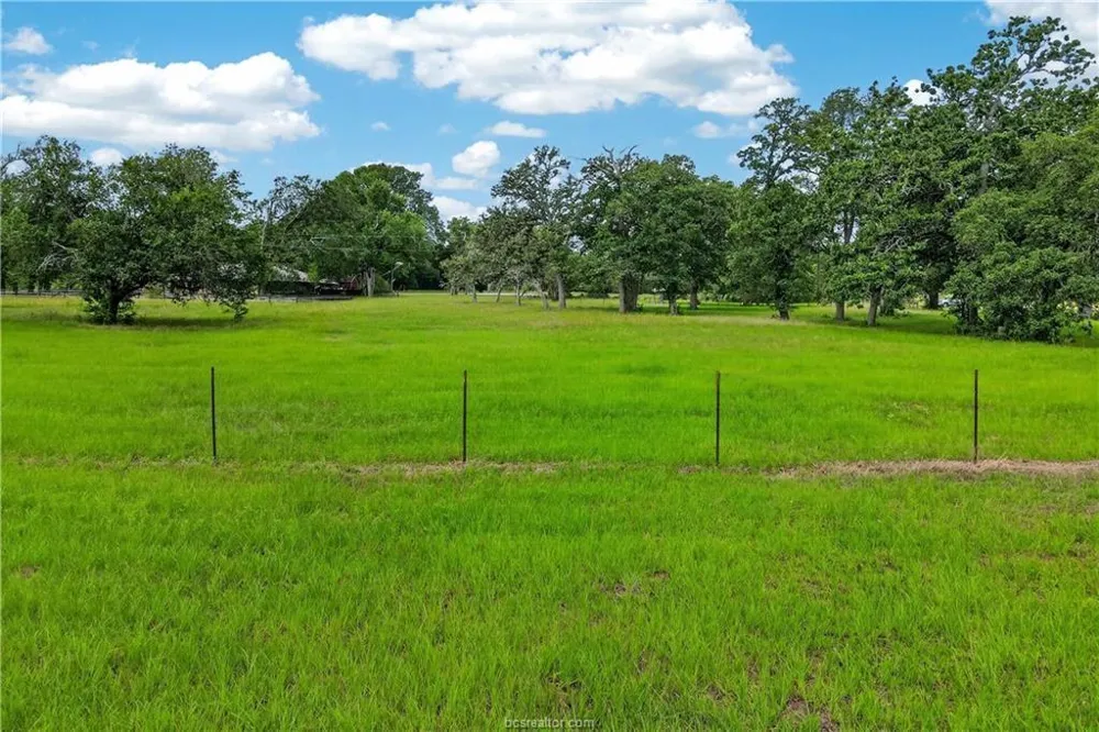 11648 Fm 2000 Caldwell, TX 77836