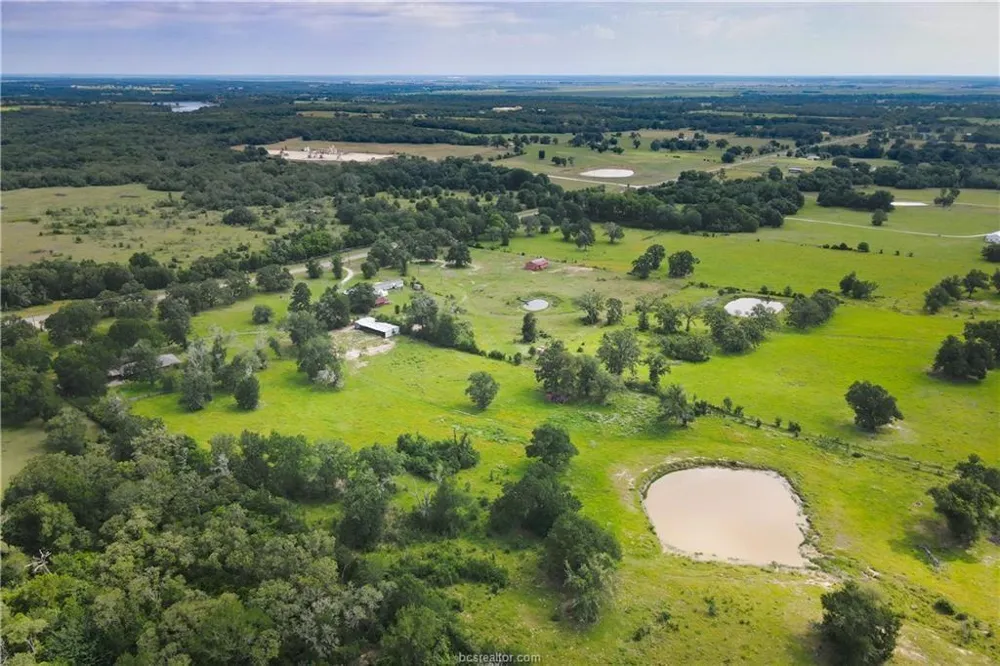 11648 Fm 2000 Caldwell, TX 77836