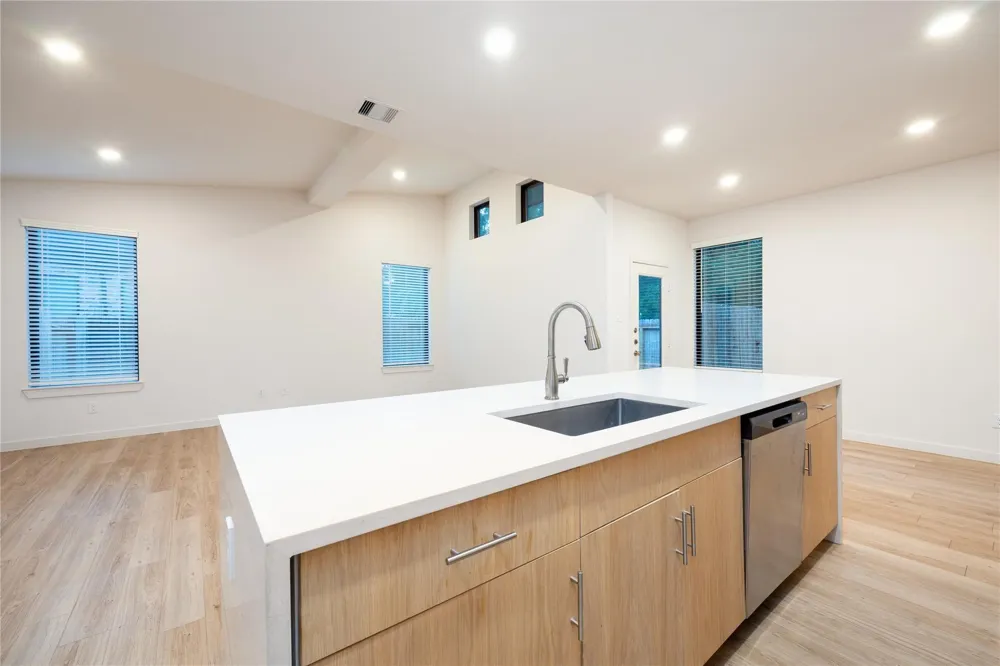 2515 Appian Way #A Roman Forest, TX 77357