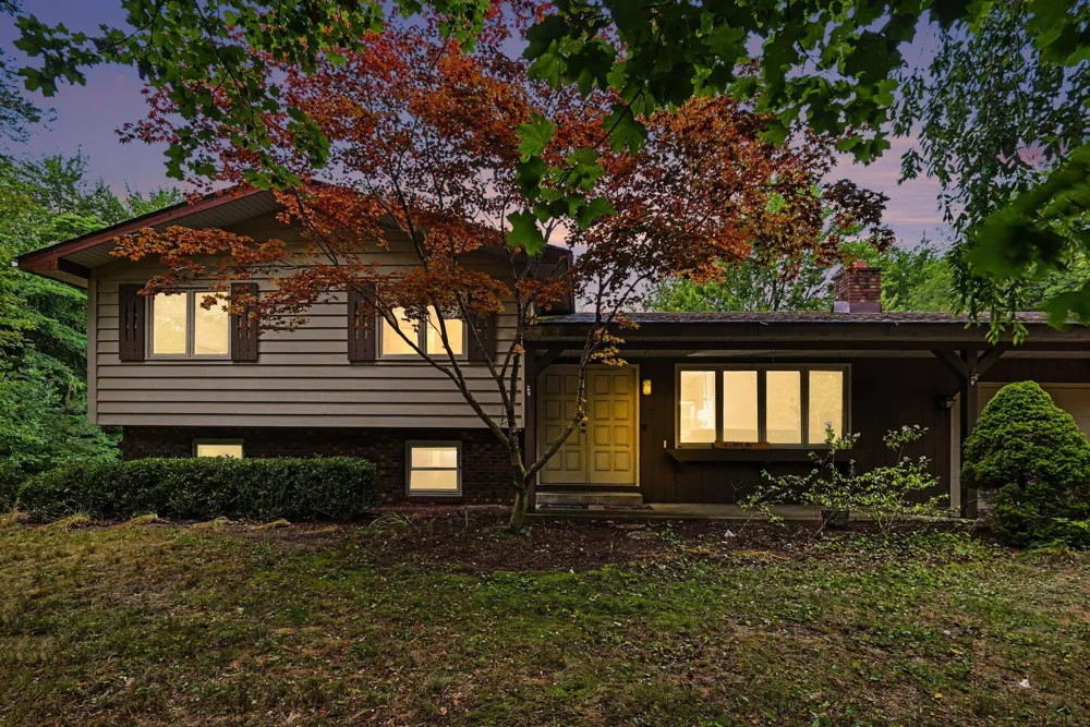 12071 168th Avenue Grand Haven, MI 49417