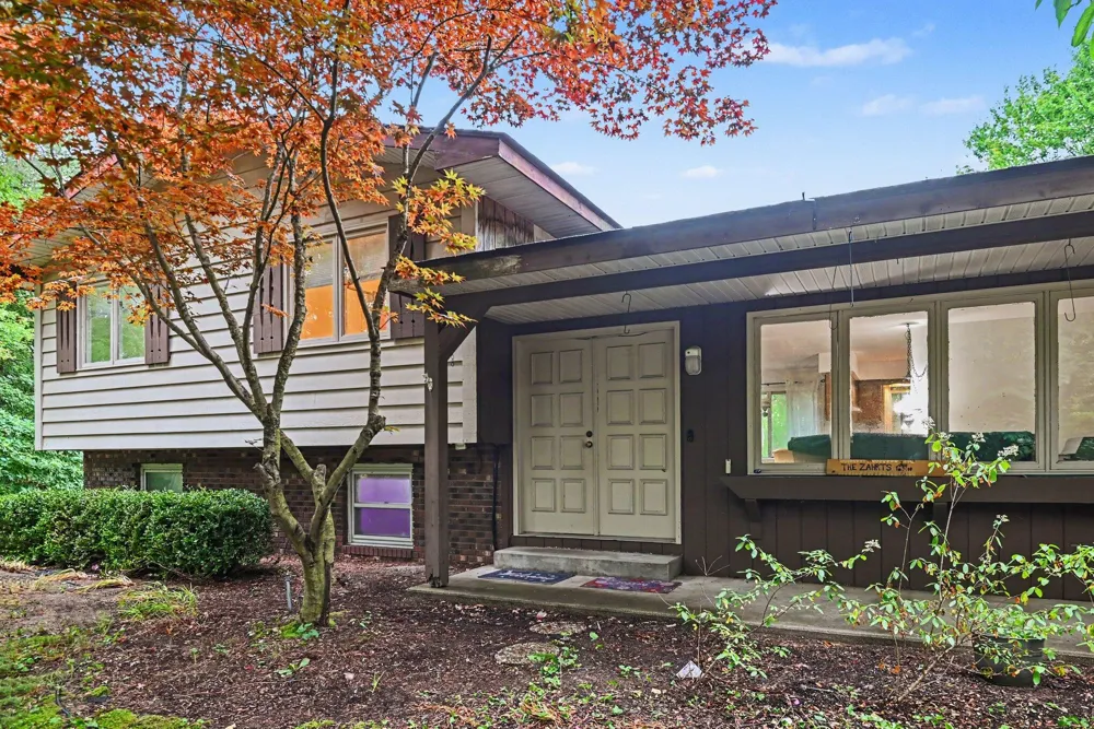 12071 168th Avenue Grand Haven, MI 49417