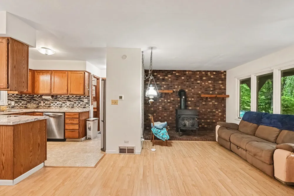 12071 168th Avenue Grand Haven, MI 49417