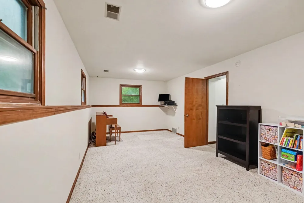 12071 168th Avenue Grand Haven, MI 49417