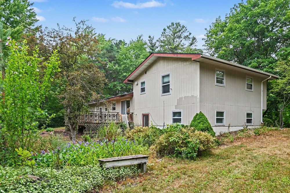 12071 168th Avenue Grand Haven, MI 49417