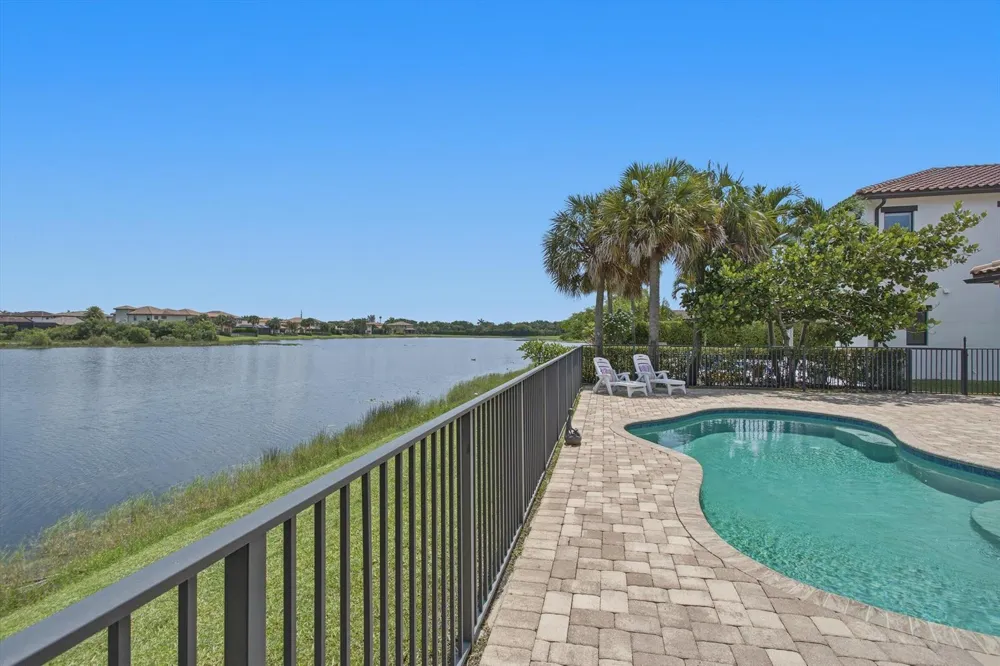 11513 NW 81st Place Parkland, FL 33076