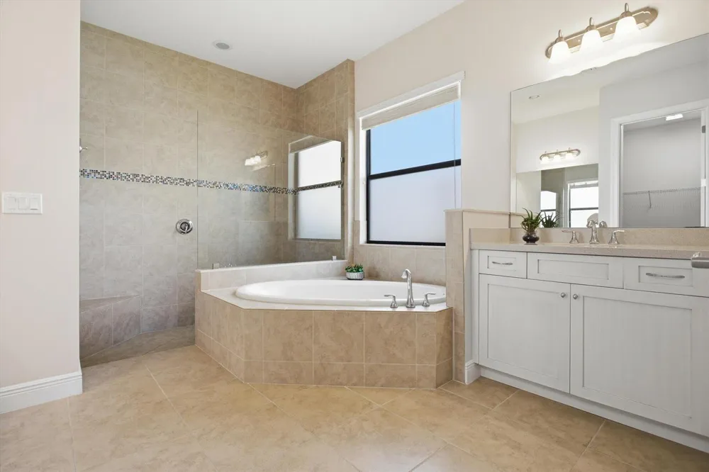 11513 NW 81st Place Parkland, FL 33076
