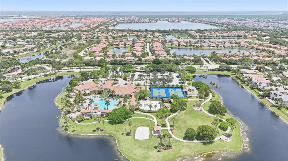 11513 NW 81st Place Parkland, FL 33076